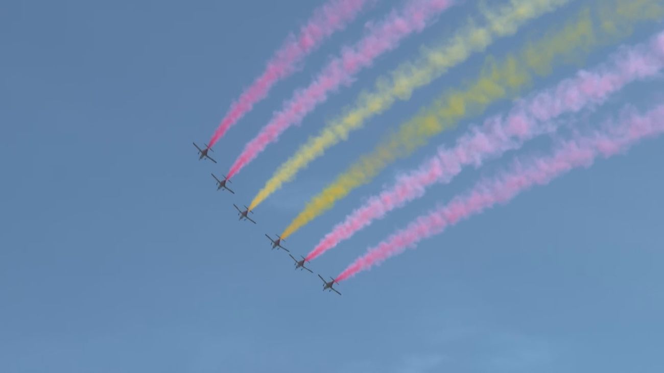 La Patrulla Águila celebra sus 40 años con un festival acrobático en San Javier (Murcia)