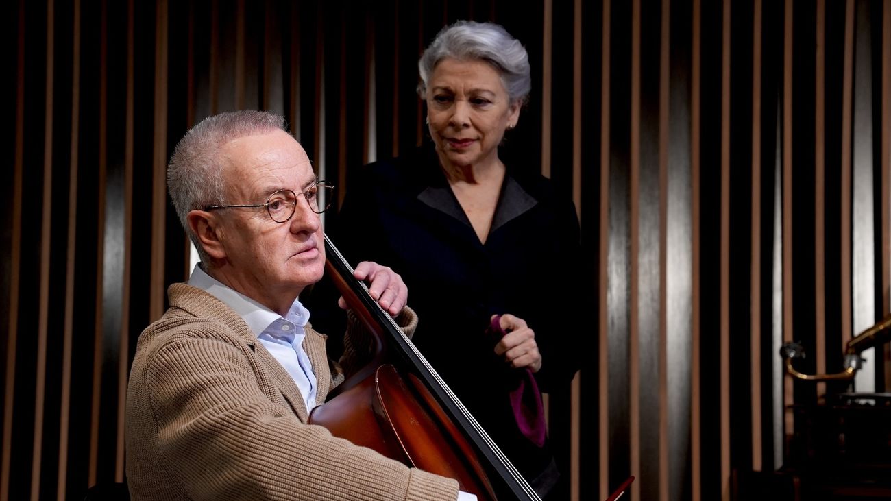 Teatros del Canal lleva a escena la historia del músico Pau Casals con 'Música para Hitler'