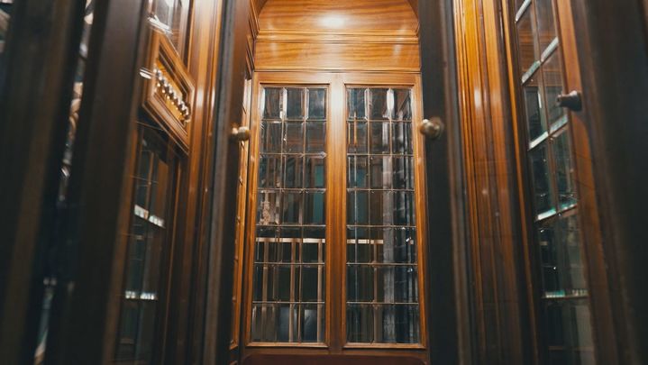 Ascensor del edificio Colonial / redacción