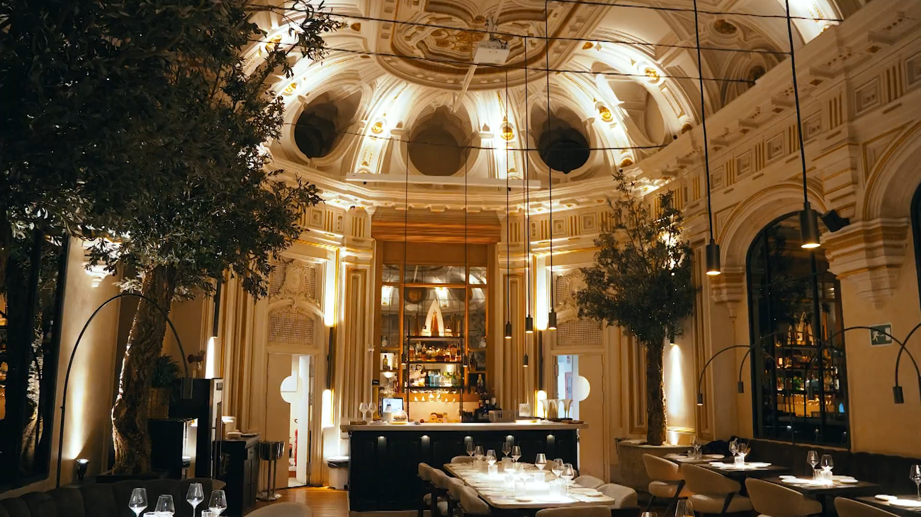 El monumental restaurante cuya capilla del siglo XVI fue camposanto y bolsa de Madrid