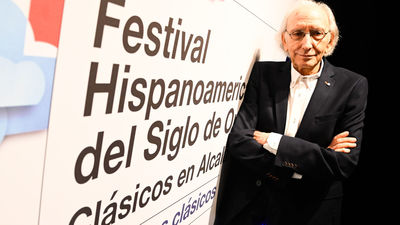 El director teatral y dramaturgo José Luis Alonso de Santos, Premio Fuente de Castalia 2025