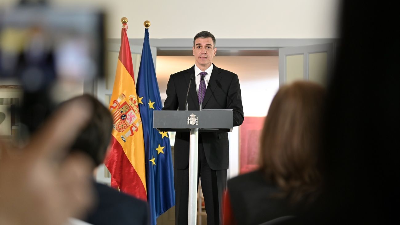 Sánchez niega que su mujer hiciera alguna gestión a favor del rescate de Air Europa: "No, en absoluto"