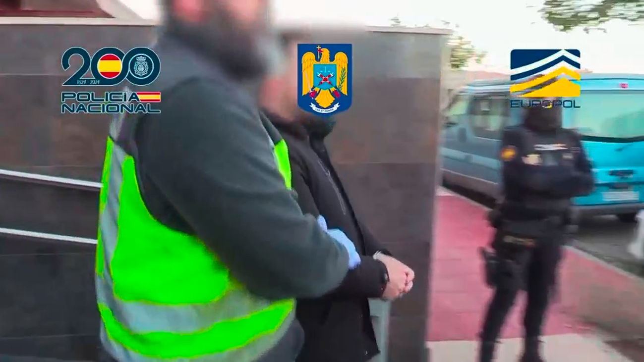Detenidos 21 carteristas que operaban por método del 'abrazo cariñoso' en Madrid