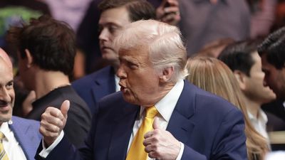 Trump da a entender ahora que habrá aranceles para dispositivos y semiconductores en el futuro