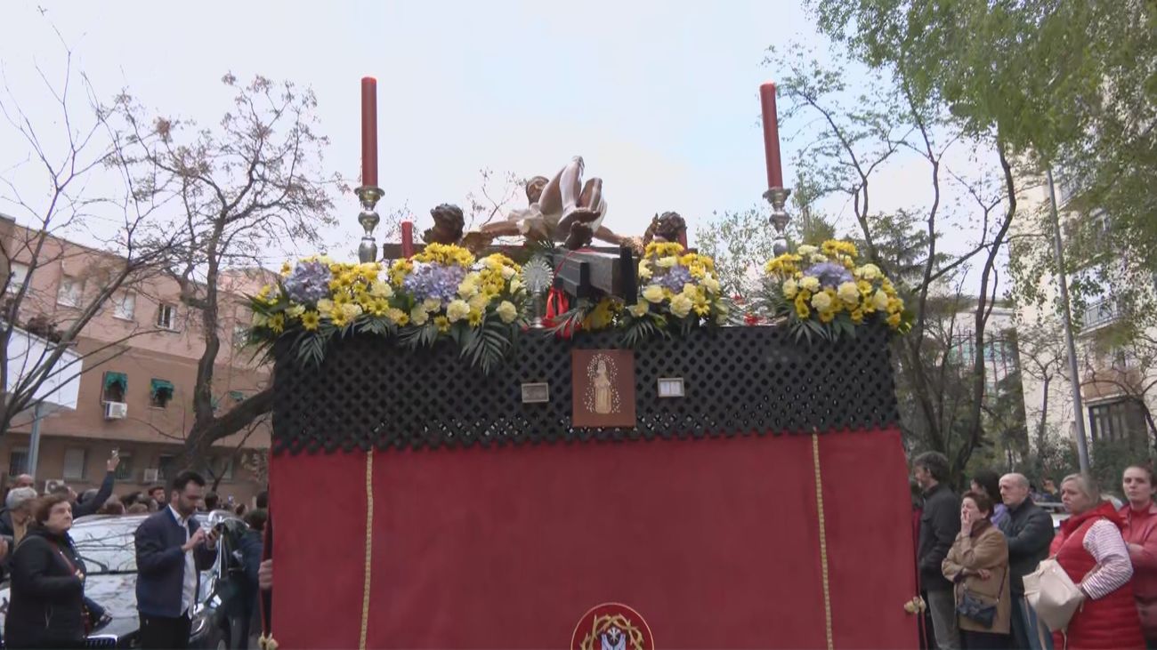 El Lunes Santo brilla en Delicias con la procesión del Cristo del Camino