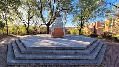 Alcalá destina 10.000 euros a reponer la Cruz del Siglo