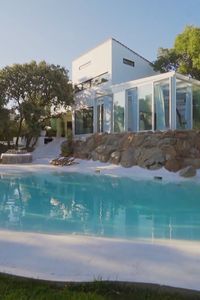 Una casa de videoclip en Colmenarejo: el hogar donde han grabado Aitana y Omar Montes