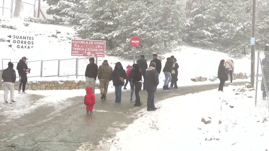 Alerta amarilla por nevadas de hasta 10 centímetros este domingo en la Sierra