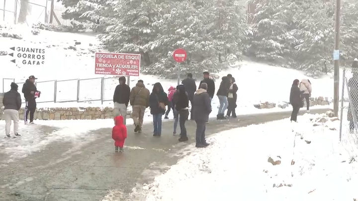 Alerta amarilla por nevadas de hasta 10 centímetros este domingo en la Sierra