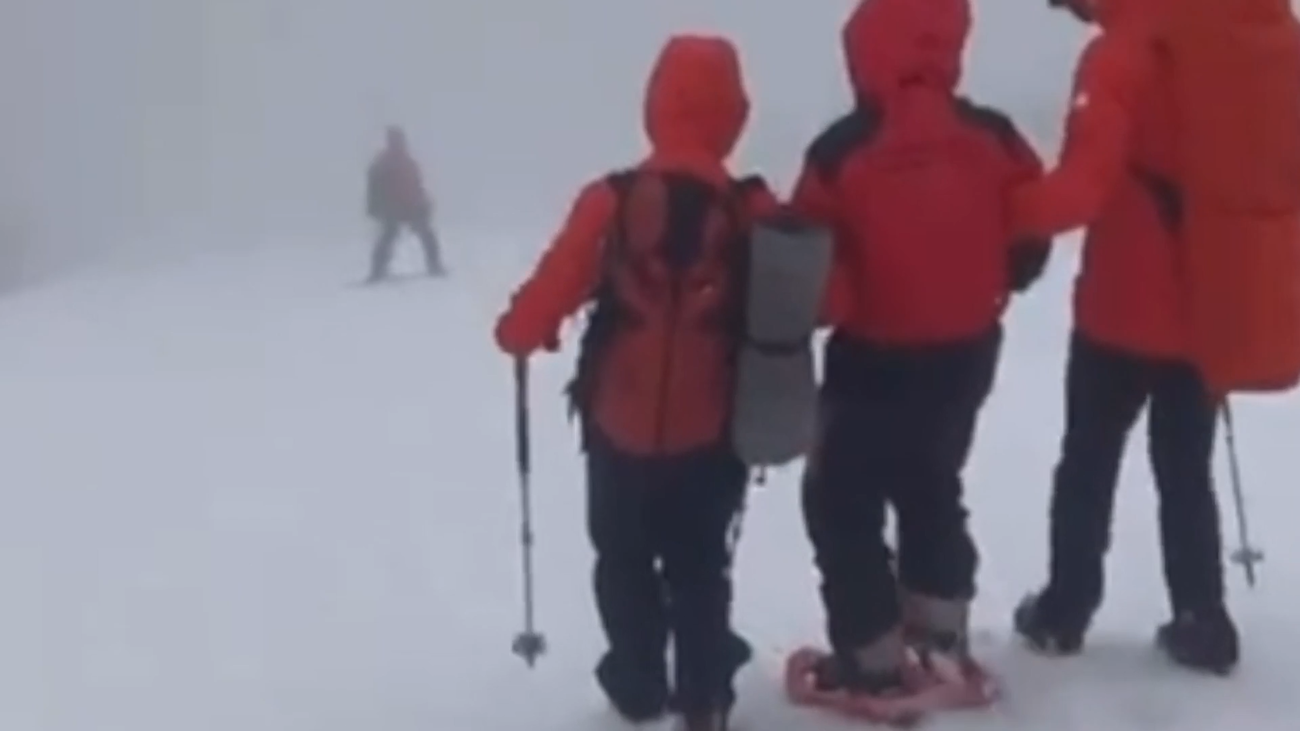 Rescatan a dos personas perdidas en Navacerrada y Rascafría