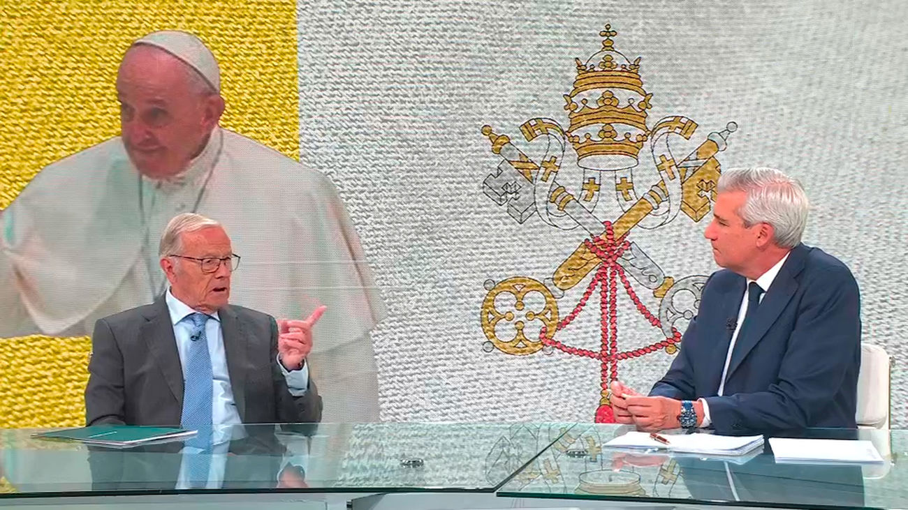 Navarro-Valls: "La figura de Francisco se irá engrandeciendo con el paso de la historia"