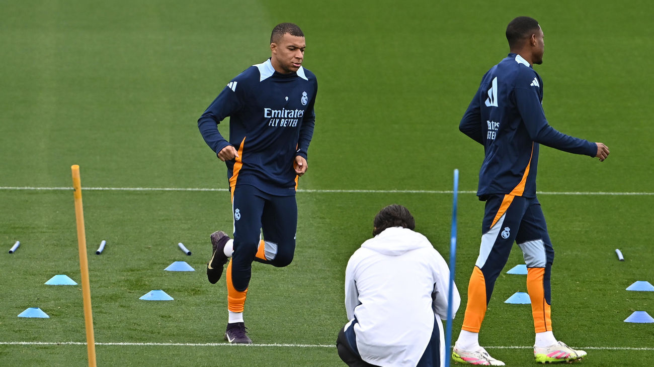 Mbappé y Mendy entrenan, pero no jugarán contra el Getafe