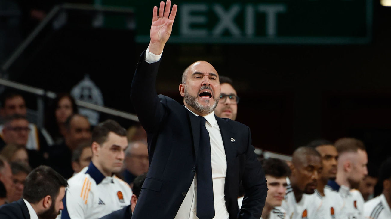 Chus Mateo, sobre Olympiacos: "El equipo está preparado al máximo para ganar esta serie"