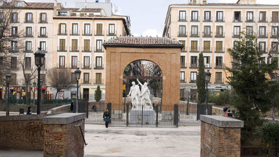 Vecinos de la Plaza del Dos de Mayo convocan una consulta sobre la remodelación prevista