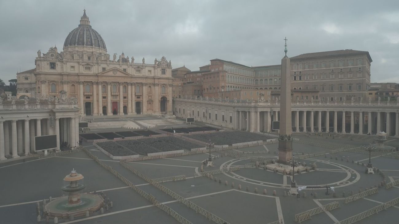 La basílica de San Pedro se prepara para acoger el féretro del papa Francisco