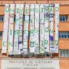 Despliegan un mural en la Universidad Complutense pidiendo mayor inversión