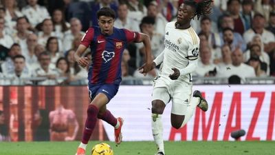 Lamine Yamal se resiente de la lesión y es baja en la Selección y en el ¿clásico?