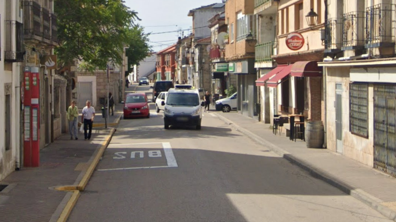 Lozoyuela peatonaliza desde este jueves la Avenida de Madrid