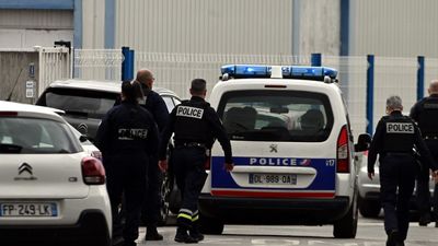 Un estudiante muerto y tres heridos en Francia tras el ataque de un compañero armado con un  cuchillo