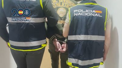 "Asaltaron a mi mujer nada más entrar en el portal", la historia de una de las víctimas del ladrón de Arganzuela