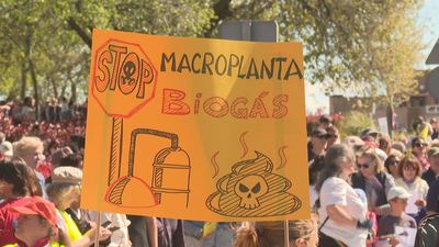 Vecinos de Colmenar Viejo y Tres Cantos se manifiestan contra la planta de biogás