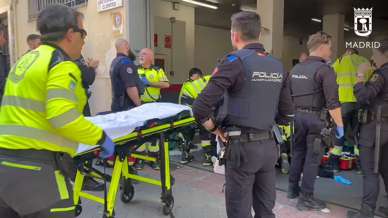 Muere un joven apuñalado en el abdomen en Puente de Vallecas