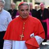 'Becciu', el cardenal rebelde que exige participar en el Cónclave