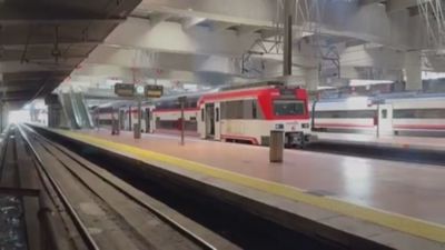 El apagón eléctrico afecta al funcionamiento de Metro y Cercanías en la Comunidad de Madrid
