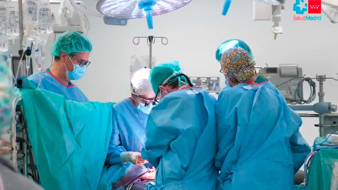 Intervención quirúrjica en un hospital de Madrid