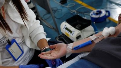 Los hospitales madrileños necesitan donaciones urgentes de sangre de los grupos '0+', 'A+' '0-' y 'B-'
