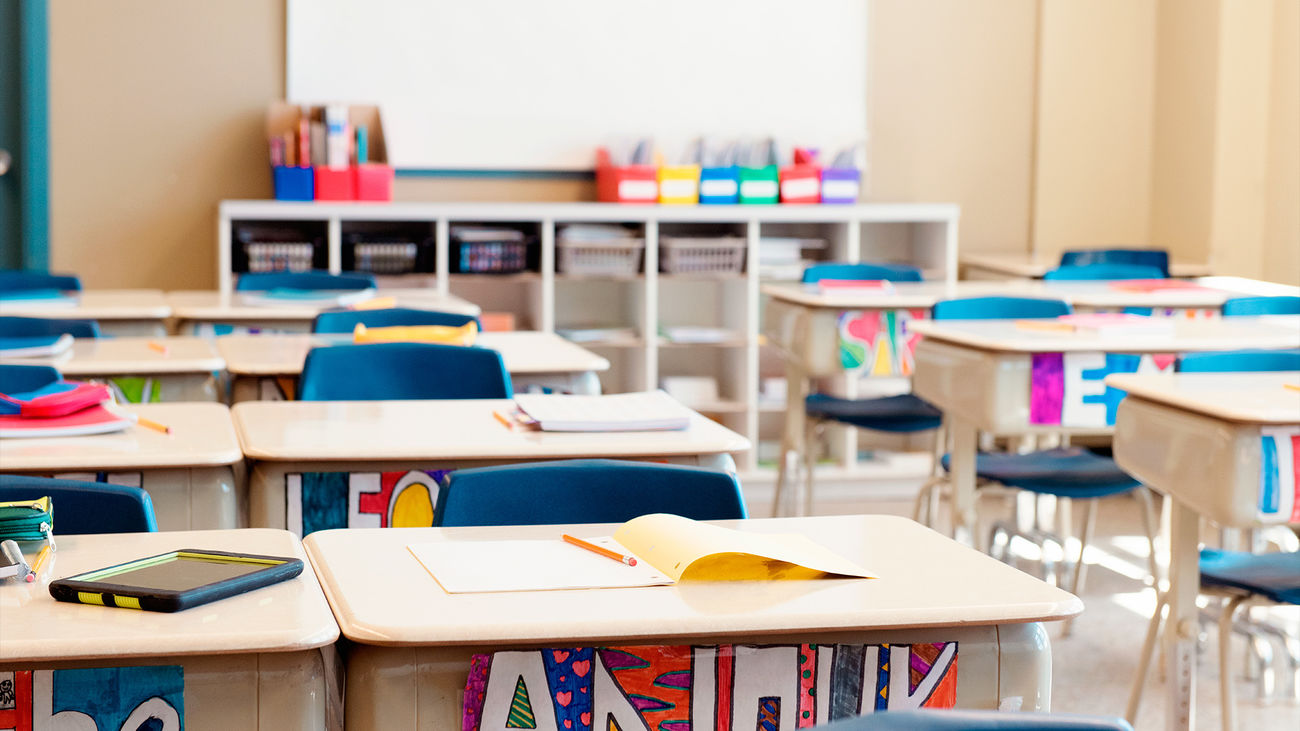 Los colegios de Madrid abren con "normalidad" pero con menor afluencia y sin actividad lectiva