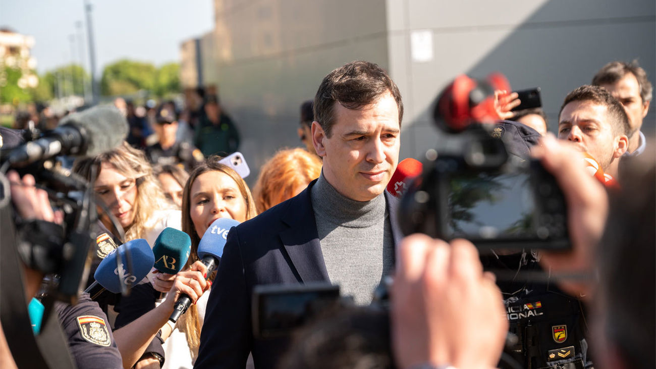 Ayuso critica que el hermano de Sánchez tenga "todo el apoyo de los poderes del Estado"