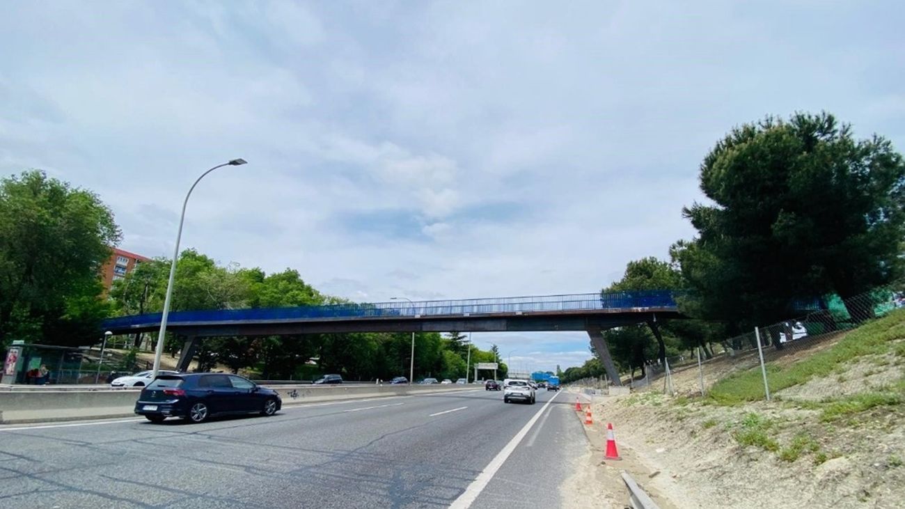 Abierta la nueva pasarela de la A-3 en el barrio de Santa Eugenia