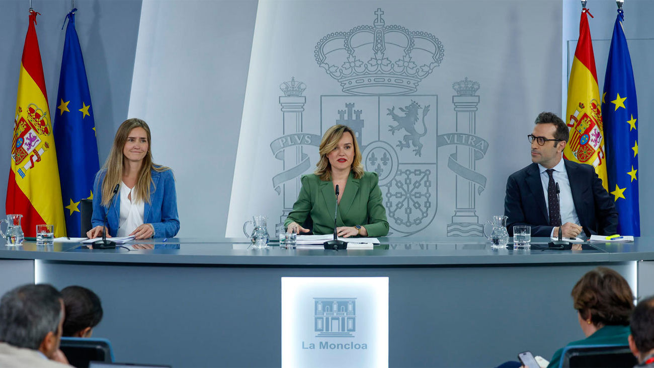 El Gobierno respalda a Beatriz Corredor y ve "extraordinario" su trabajo en el apagón