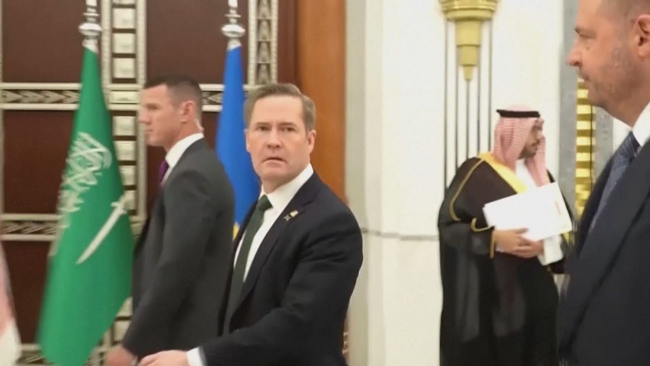 Trump nomina como embajador ante la ONU a Mike Waltz, su asesor de Seguridad Nacional