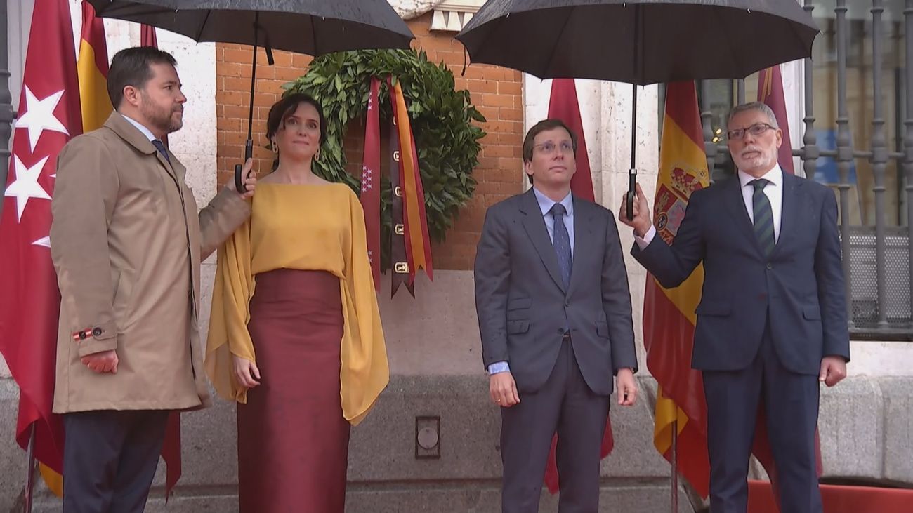Homenaje a los héroes del 2 de mayo e himno de España para arrancar en Sol el Día de la Comunidad de Madrid