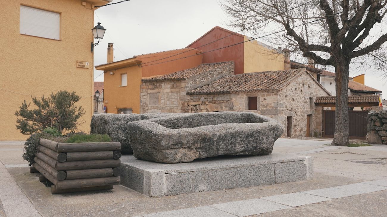 Piedra y agua, los dos materiales que definen ‘El Berrueco’