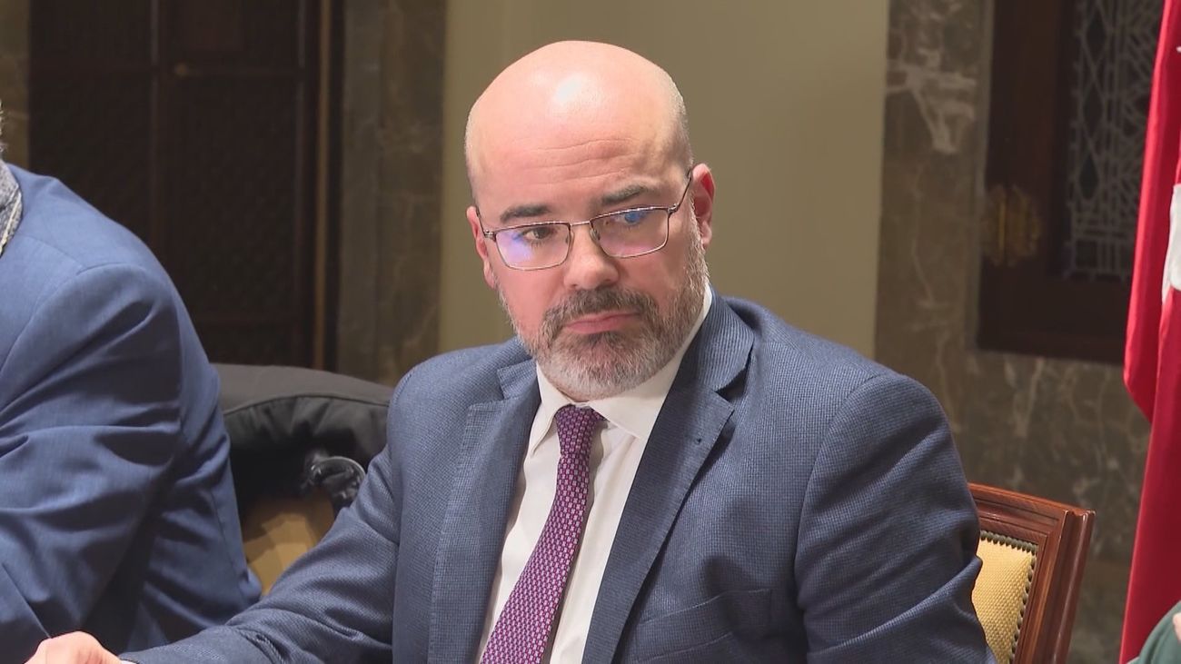 El juez Peinado imputa al delegado del Gobierno en Madrid en la causa de Begoña Gómez