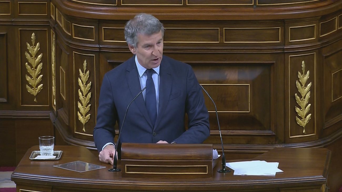 Feijóo acusa a Sánchez de llevar al "caos" a España y le exige dimisiones por el apagón