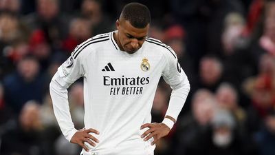 Las cuentas en redes sociales de Mbappé se llenan de insultos de hinchas del PSG