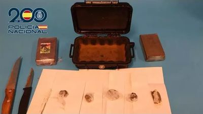 Detenido un varón por vender droga en su local de Fuenlabrada