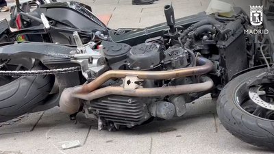 Dos heridos en una colisión entre una ambulancia del Samur y una moto en Tetuán