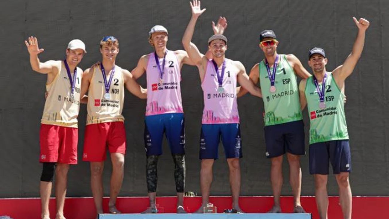 Podio del VW Beach Pro Tour Futures de Madrid