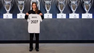 Signe Bruun renueva con el Real Madrid hasta 2027
