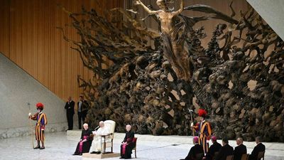 León XIV pide a los periodistas que digan “no a la guerra de las palabras”