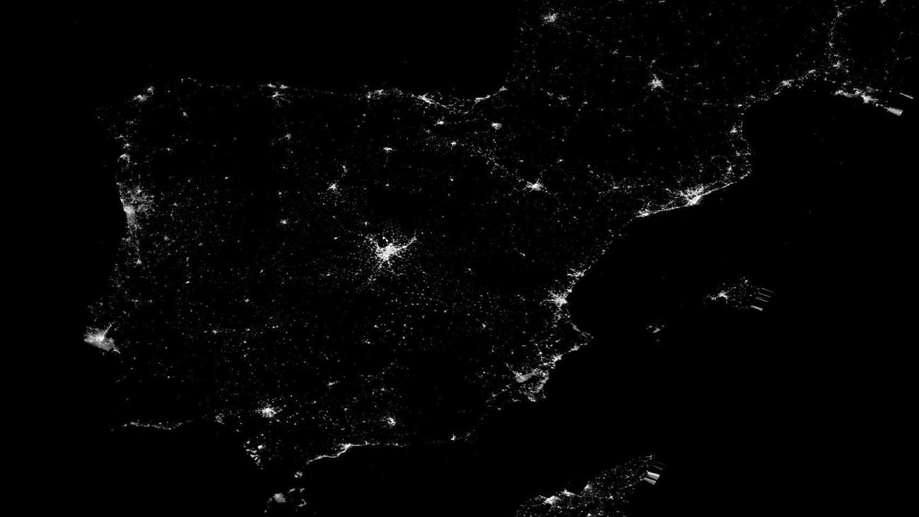 Satélites de la NASA capturan el apagón de abril en la península: de la oscuridad a la luz