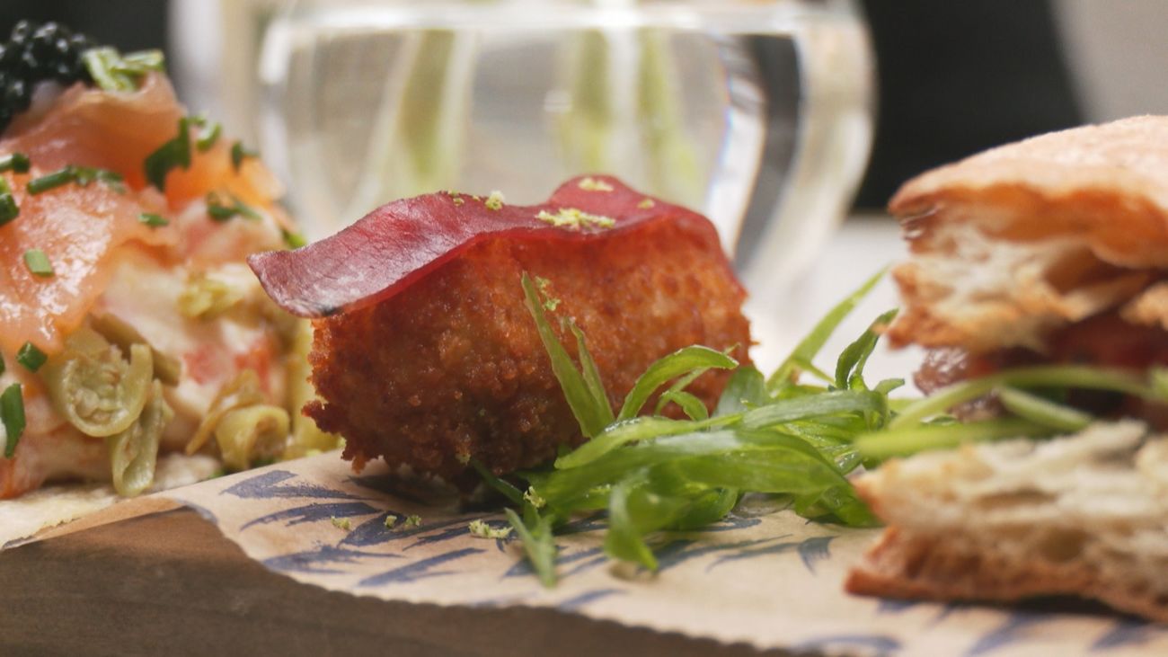 La taberna 'Viva Madrid' celebra San Isidro con un aperitivo castizo