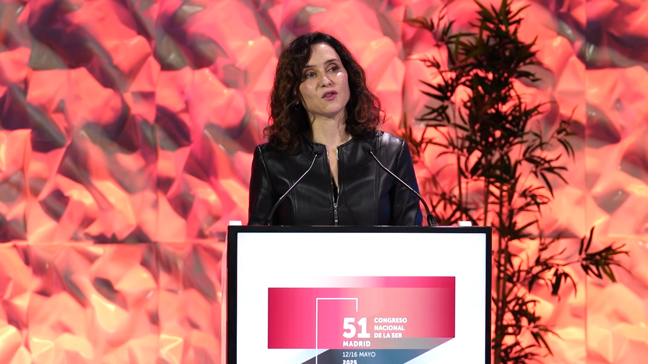 Los hospitales públicos madrileños formarán a 39 médicos internos residentes (MIR) con las mejores notas en el último examen