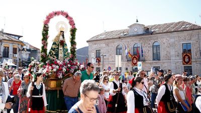Concurso de carretas en Valdemorillo para la romería de la Virgen de la Esperanza