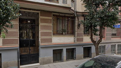 28 familias de Mesón de Paredes 'celebran' San Isidro con una protesta por su desalojo